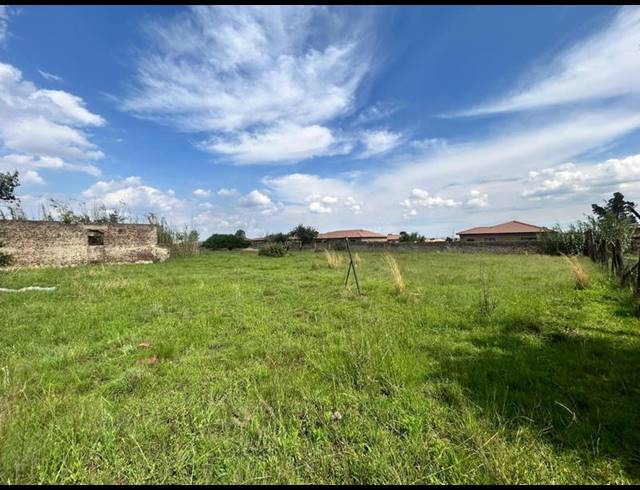 LAND FOR SALE IN JAMESON PARK